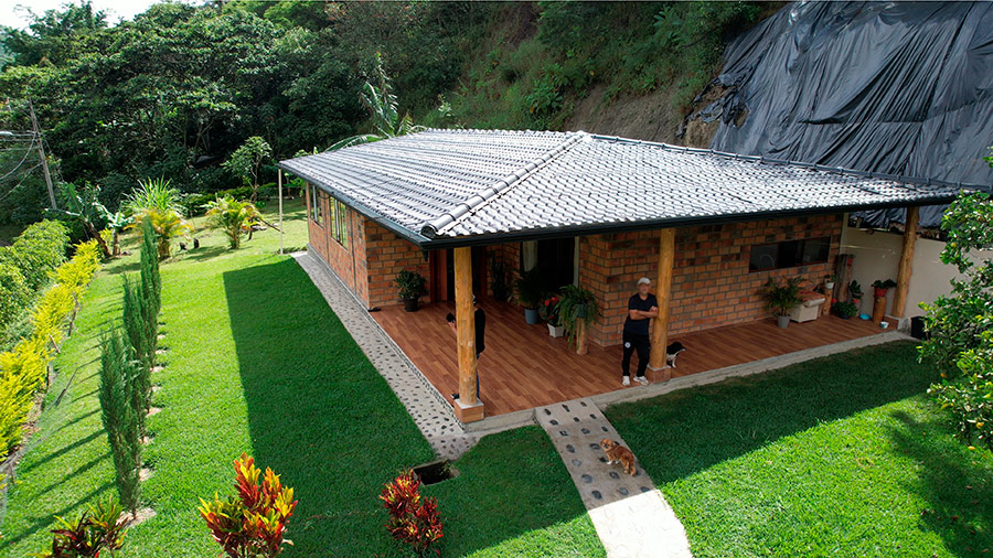 MANDANGO REAL ESTATE FOR SALE